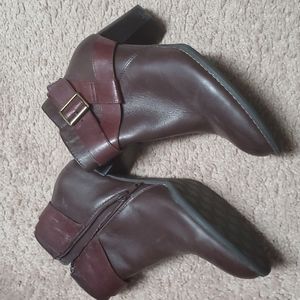 Vionic brown ankle boots